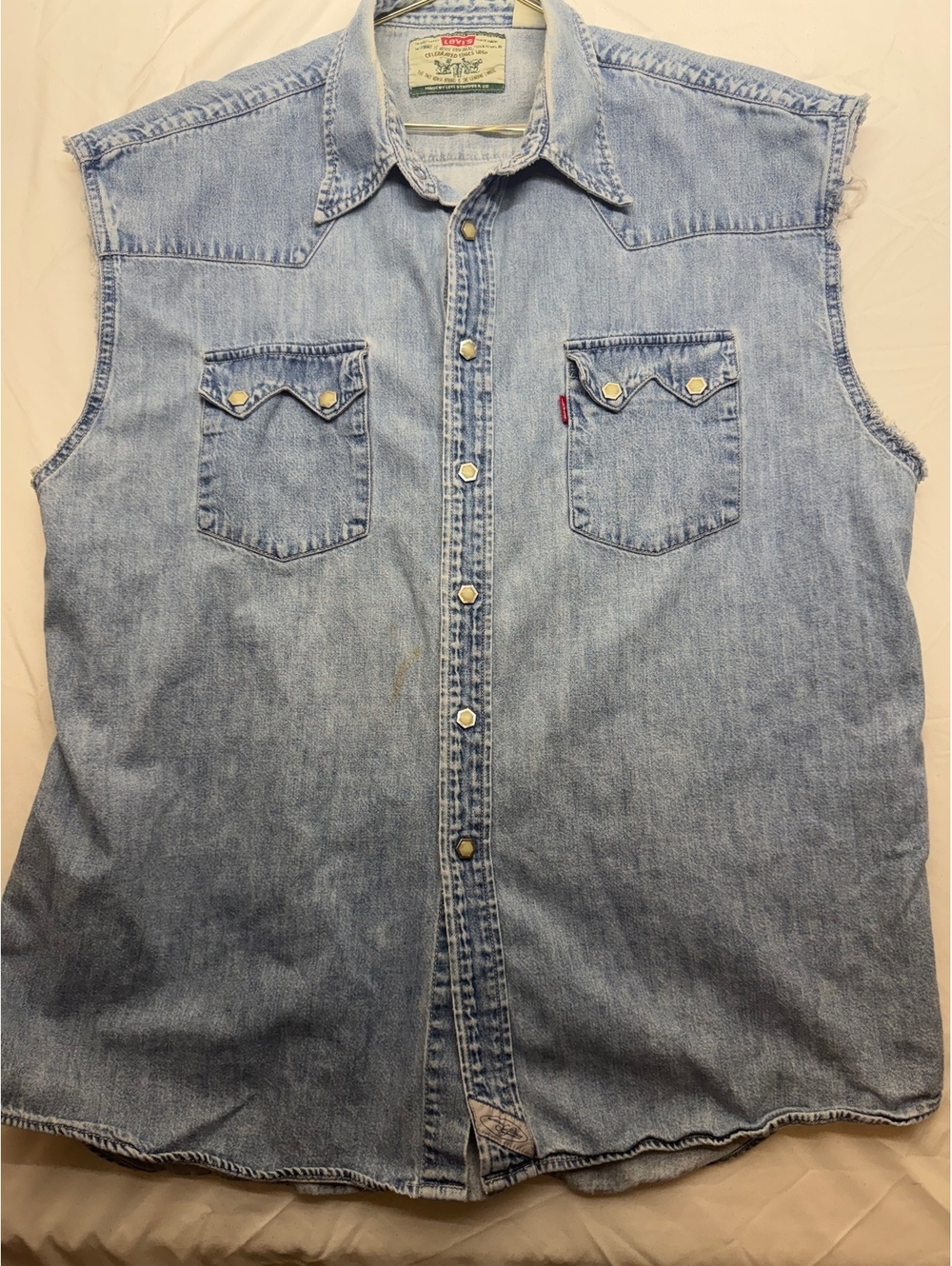 Vintage Levi’s Pearl Snap Sleeveless Denim Western Shirt - Light Wash XL
